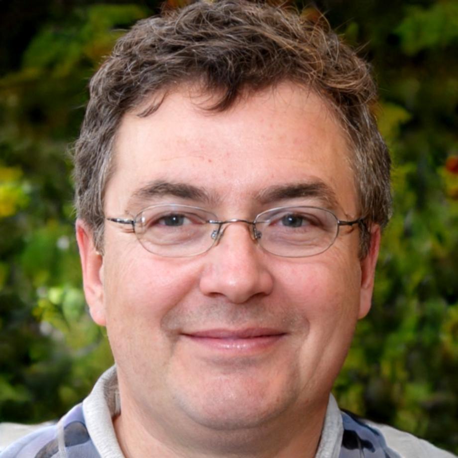 Portrait von Markus Hoffmann, Finanzexperte und Datenanalyst